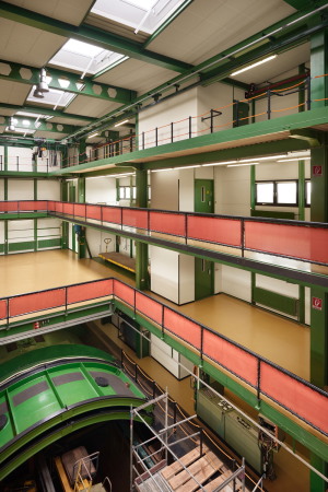 Blick in die Laborhalle nach der Sanierung 2017