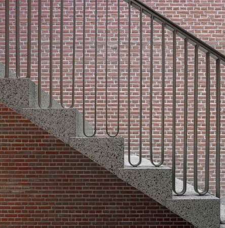 Neu eingebaute Teile geben sich eindeutig als solche zu erkennen.