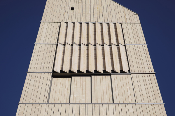 Kirchturm aus Holz in Bleibach von Architektur 3