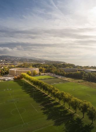 Wohnheim bei Lausanne von Drig und IttenBrechbhl