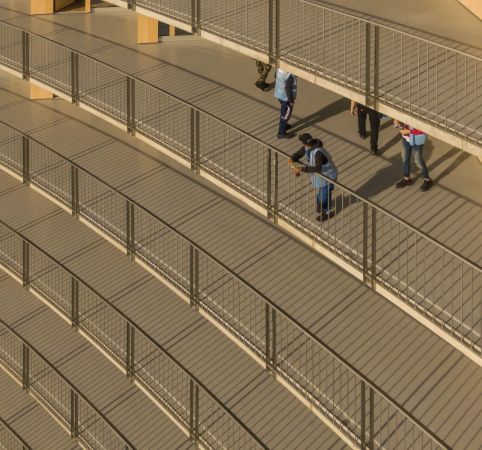 Wohnheim bei Lausanne von Drig und IttenBrechbhl