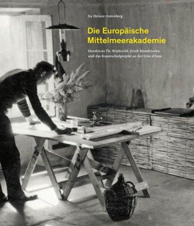 Buchtitel mit Gartenarchitekt Reinhold Lingner bei der Arbeit auf dem Akademiegelände. Lingner blieb nach dem Brand, um das Grundstück wieder aufzuforsten und für den Verkauf vorzubereiten.