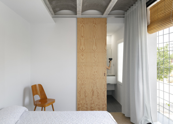 Wohnhaus von CRUX Arquitectos bei Valencia