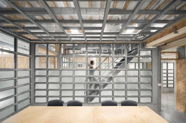 Gesundheitszentrum bei Barcelona von MIAS Architects