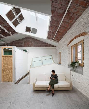 Gesundheitszentrum bei Barcelona von MIAS Architects