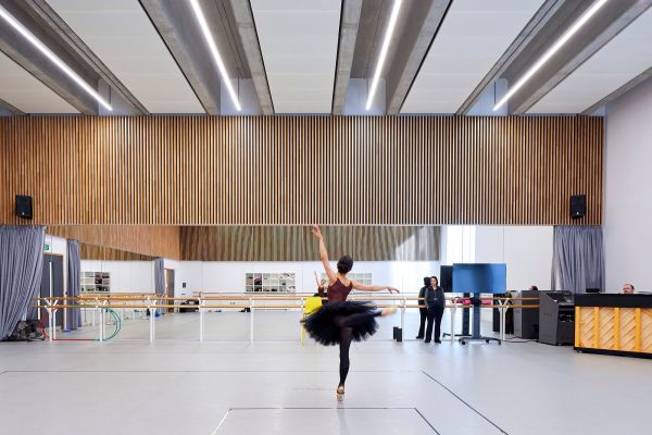 Neubau frs English National Ballet von Glenn Howells