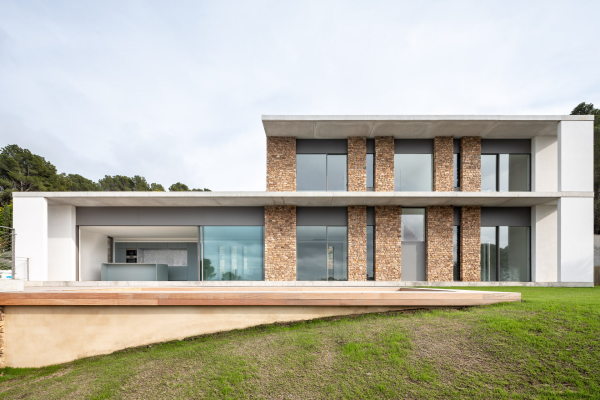 Villa an der Costa Brava von 05AM Arquitectura