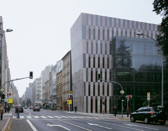 Zentralbank in Luxemburg fertig gestellt