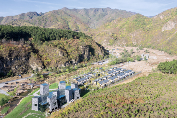 Spa in China von B.L.U.E. Architecture Studio