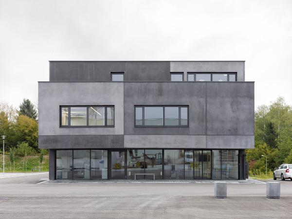 Verwaltungsbau von Jochen Specht in Aitrach