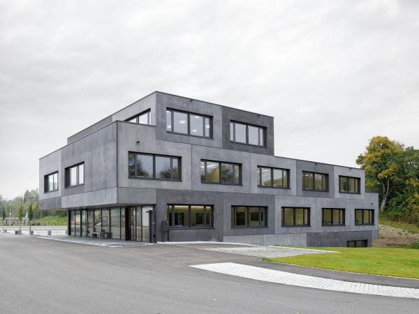 Verwaltungsbau von Jochen Specht in Aitrach