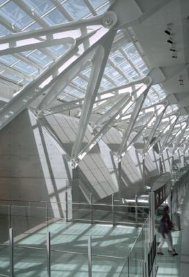 Neues Flughafenterminal in Toronto von Moshe Safdie eingeweiht