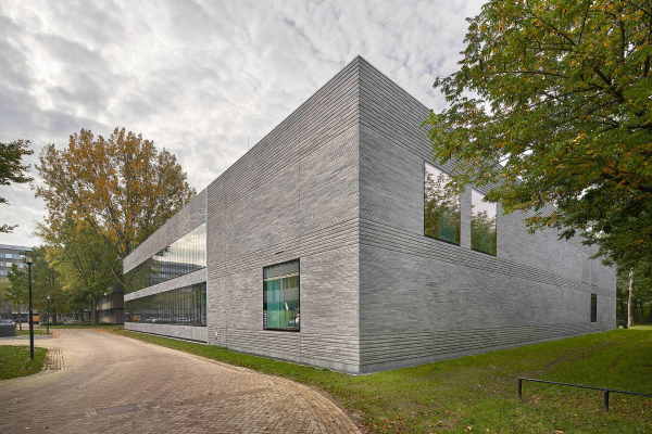 Laborgeb�ude von Barcode Architects in Utrecht