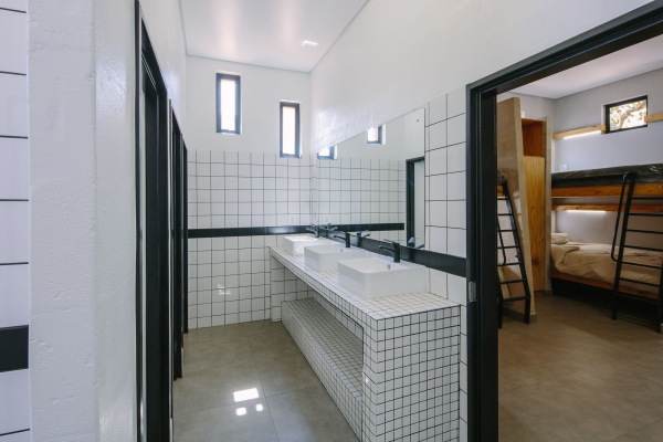 Jugendherberge von Local Studio in Sdafrika