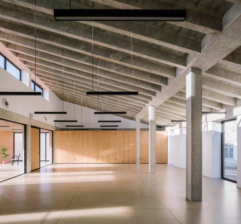 Gemeindehaus von BIZNA estudio in Soria