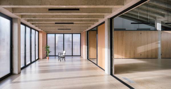 Gemeindehaus von BIZNA estudio in Soria