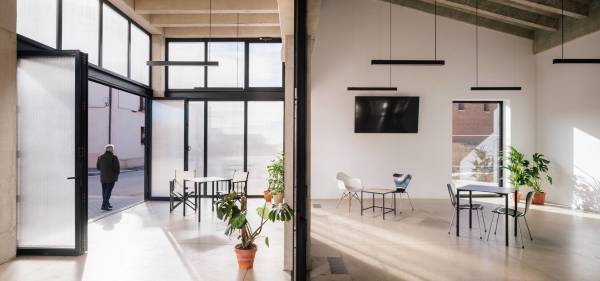 Gemeindehaus von BIZNA estudio in Soria