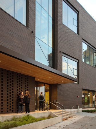 Gesch�ftshaus in Portland von Skylab Architecture