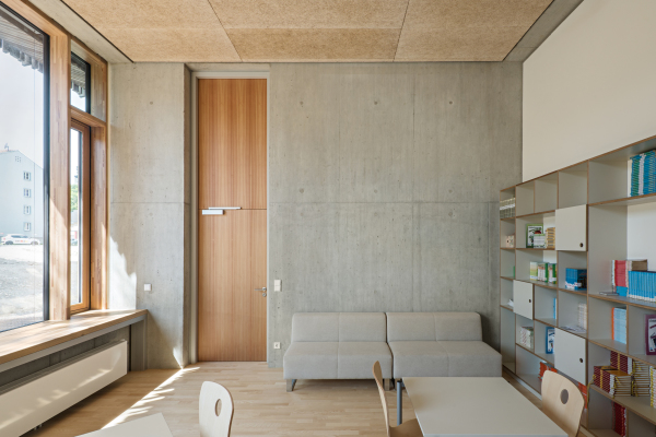 Cluster-Schulzentrum von Dietmar Feichtinger Architectes in Gloggnitz