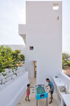 Wohnhaus in Apulien von DOS architects