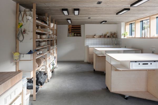 Ateliergebude in Sterrebeek von Bruno Stevens und LAVA