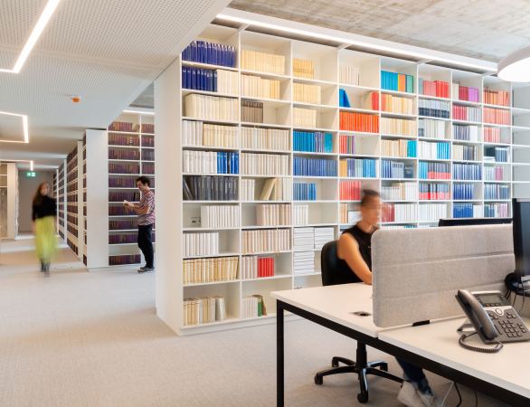 Suhrkamp-Haus in Berlin von Roger Bundschuh und Kinzo