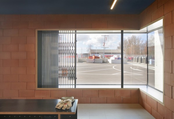 Antwerpen-Luchtbal, im Empfangsraum