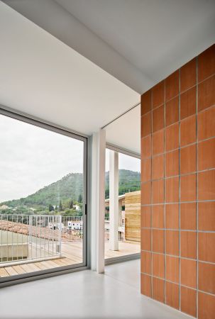 Wohnungsbau von Twobo + Luis Twose