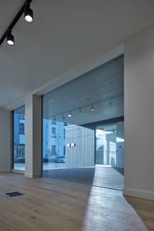 Showroom in Flandern von Ark-Shelter