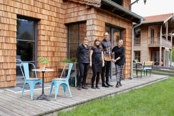 2. Preis Neubau: Zwei Holzh�user in Schleching, Anja und Andrea Aicher (Halfing)