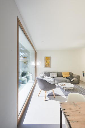 1. Preis Bauen im Bestand: Umbau eines Mehrfamilienhauses in ein Doppelhaus in Stuttgart, Frey Architekten (Stuttgart)