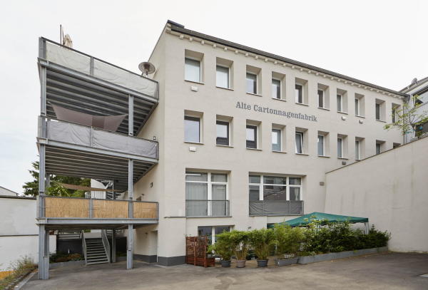 3. Preis Bauen im Bestand: Umbau einer Fabrik zu Wohnungen in Solingen, CatalanoQuiel (K�ln)