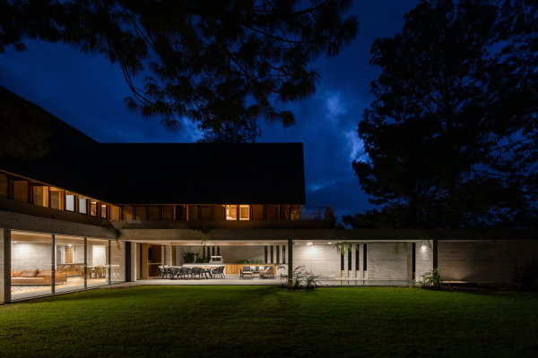 Villa von Estudio MMX im mexikanischen Av�ndaro