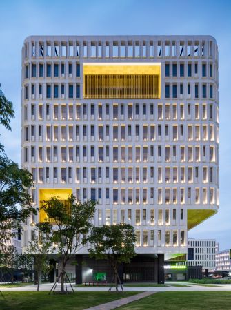 Brocampus von Ferrier Marchetti Studio