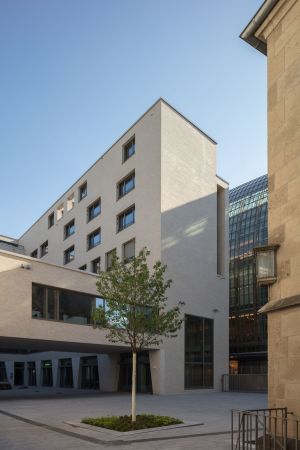 Neubaukomplex von trint + kreuder d.n.a