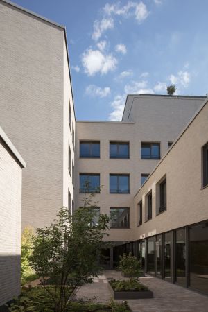 Neubaukomplex von trint + kreuder d.n.a