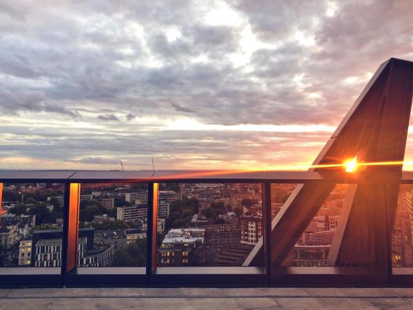 Brogebude von Fletcher Priest in London