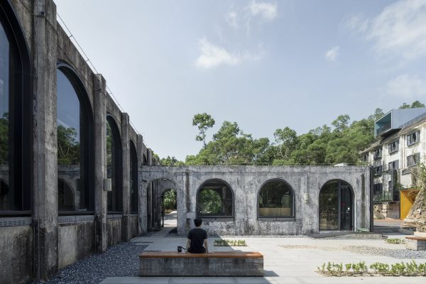 Das Student Center war frher Kantine und Mehrzwecksaal fr die Arbeiter der Frberei