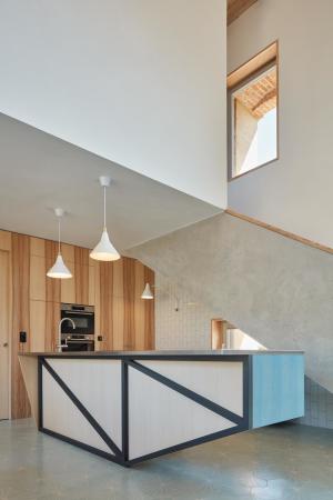 Verwandlung eines Hauses in Tschechien von ORA