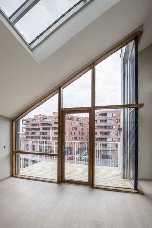 Viel Licht fr den skandinavischen Winter: Groe Fensterflchen und hohe Decken schaffen helle Rume.