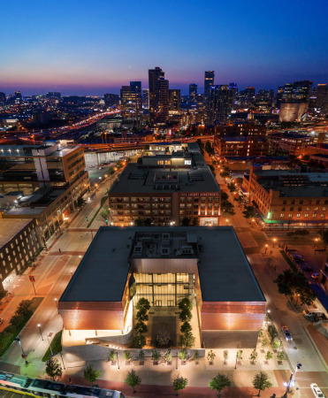 Holocaust & Human Rights Museum von Omniplan