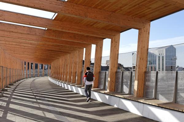 Passerelle in Angers von Dietmar Feichtinger Architectes