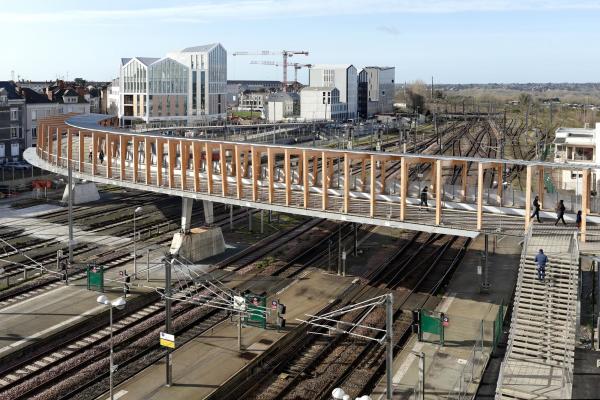 Passerelle in Angers von Dietmar Feichtinger Architectes
