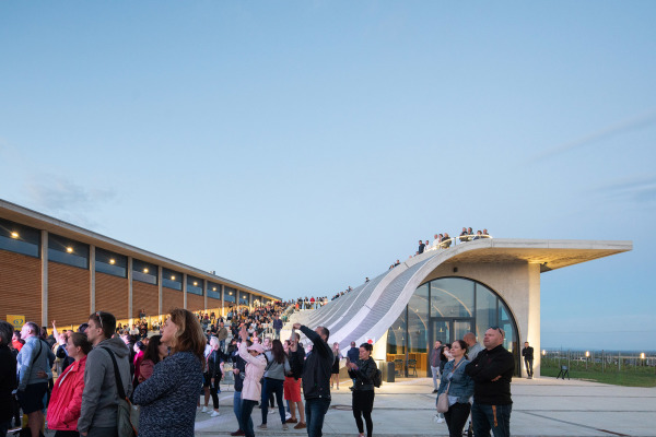 Weingut in S�dm�hren von Chybik + Kristof