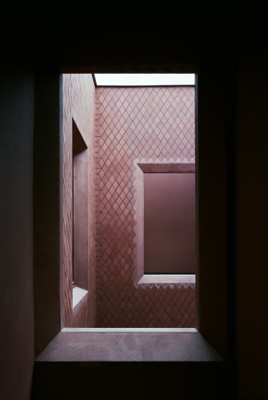 Blick in den zweiten Innenhof des Neubaus