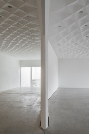 Die W�nde sollen hauchd�nn, wie aus Papier geschnitten wirken