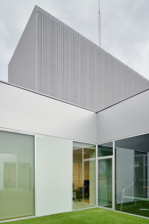 Feuerwache bei Saragossa von IDOM