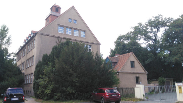 Bestand, 2016: Schule, Hausmeisterhaus