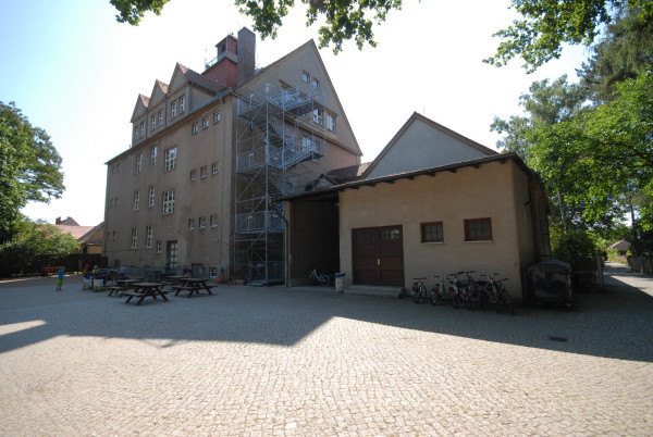 Bestand, 2016: Schule, Sporthalle