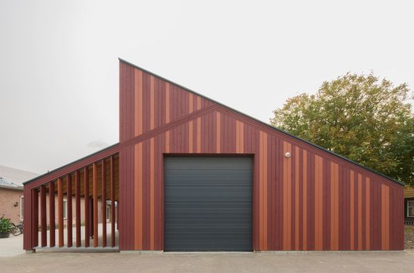 Scheune mit Pool bei Tilburg von Jan Couwenberg